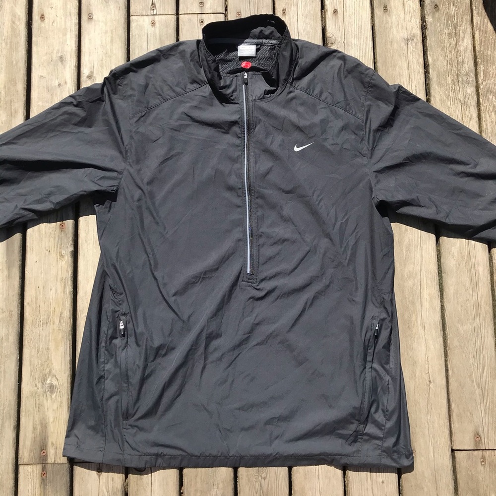 Women’s Half-Zip Nike Windbreaker